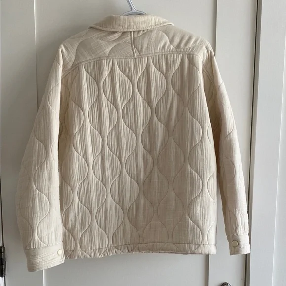 Cream Quilted Spring/Fall Jacket - Picture 5 of 5